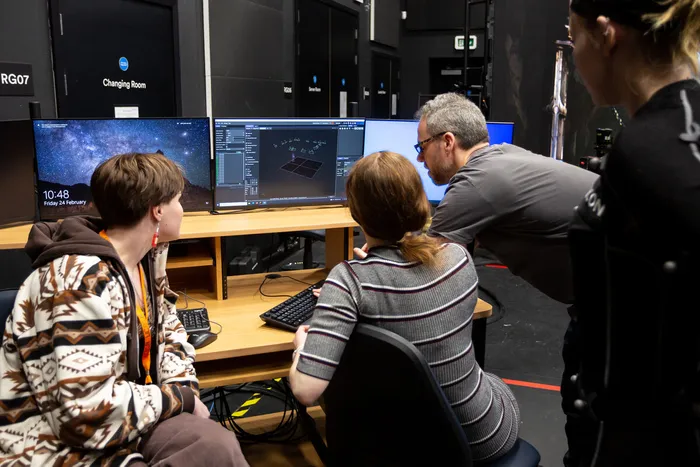 Designing Replay Systems That Enhance Learning